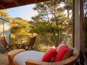 Awaroa lodge balcony