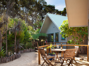 Awaroa lodge outdoor area