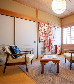 Chikatsuyu-seating-area