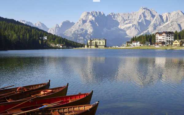 Grand Hotel Misurina lake and hotel