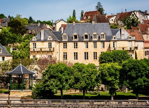 Hotel Bouilhac outside