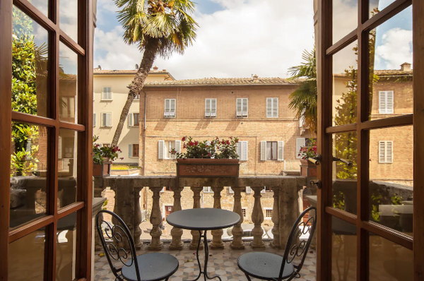 Hotel Chiusarelli balcony