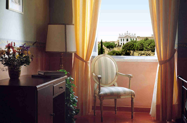 Hotel Domus Sessoriana Roma room