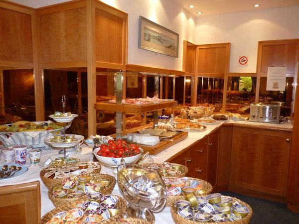 Hotel Fortuna dining