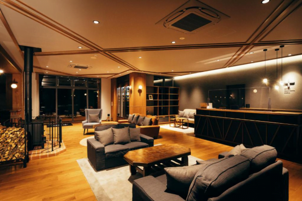 Hotel Karuizawa Cross Lobby
