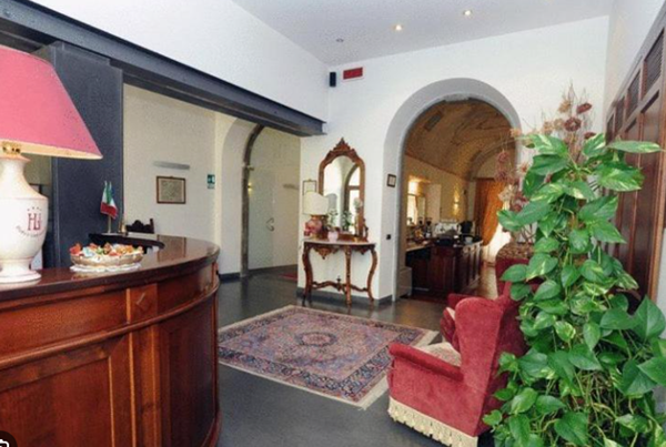 Hotel Urbano foyer