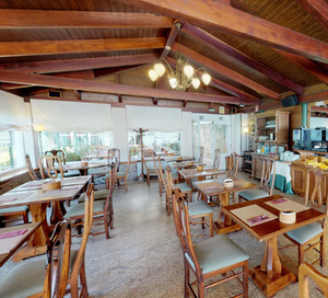 Hotel Virxe da Cerca dining room