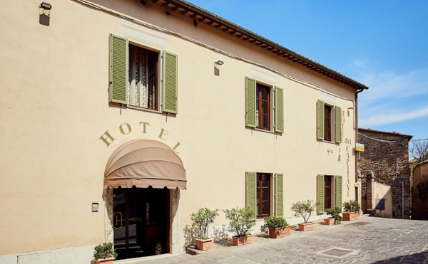 Hotel dei Capitani exterior