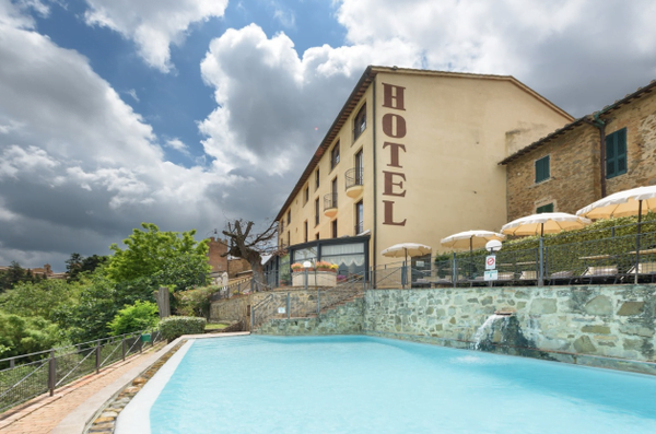 Hotel dei Capitani pool
