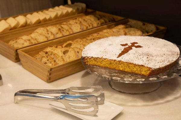 Camino Finisterre: Santiago de Compostela to Finisterre - 6 Days food