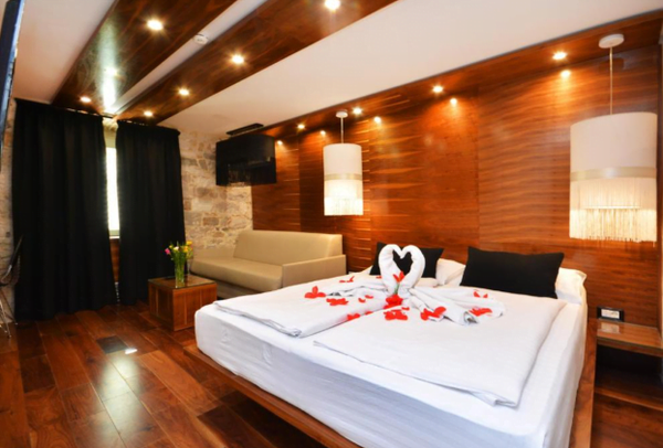 Jupiter Hotel Split small