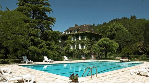 MENESTREL - LES EYZIES - 1