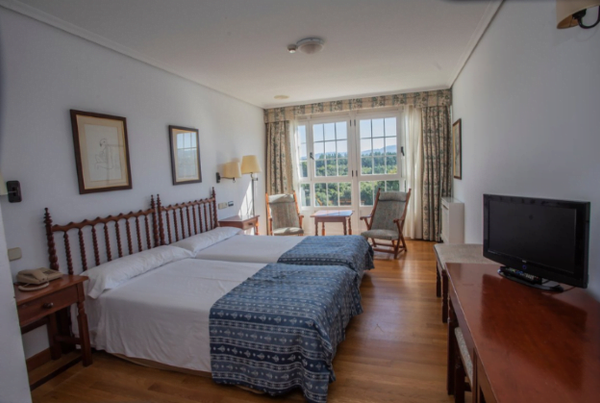 Pousada de Portomarin bedroom