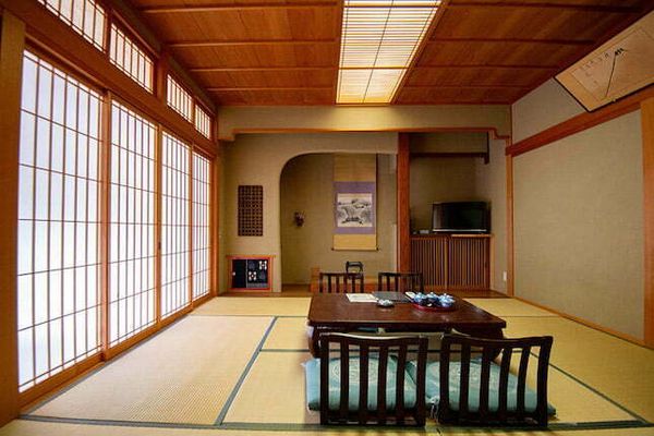 Ryokan-Adumaya-Dining-area-keyaki