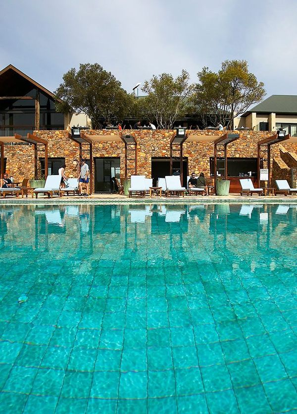 cape-to-cape-self guided-accommodation swimming pool