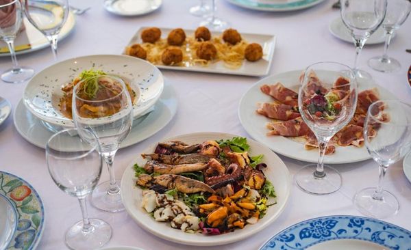 Camino, Relaxed Final Stage: Sarria to Santiago - 9 Days food