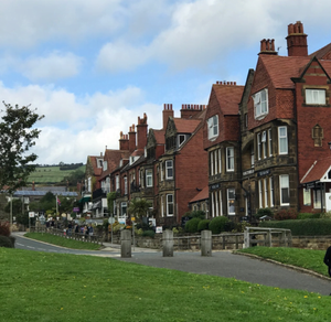 robin hoods bay scenery 2
