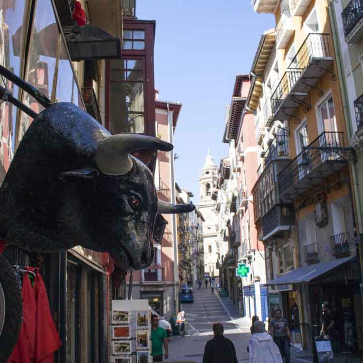 spain-pamplona-running-of-the-bulls