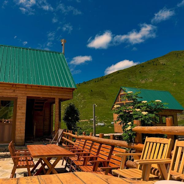 Guesthouse Bashkimi views